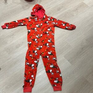 Peanuts Red Cartoon Print Kids Footie